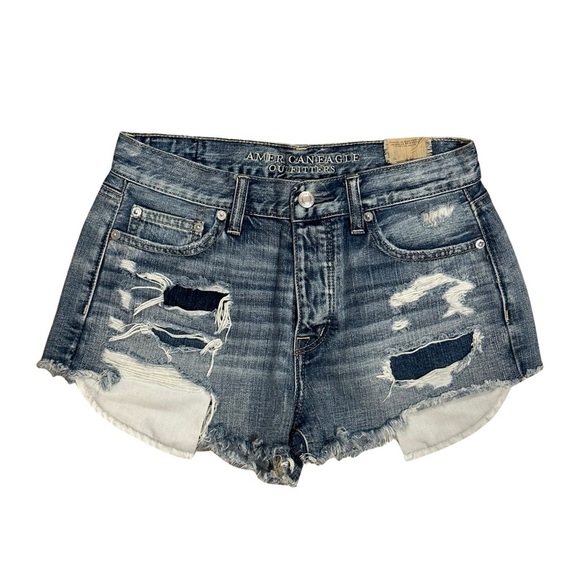 American Eagle Outfitters Pants - American Eagle distressed short jean shorts